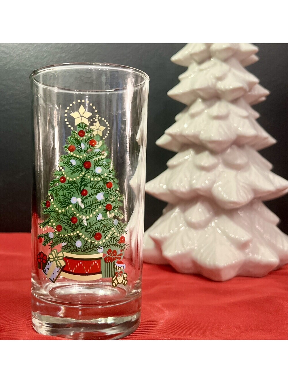 Vintage Set of 2 Christmas Tree 12 oz Glasses Home Interiors 5 1/2" Tall